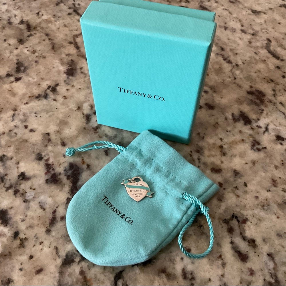 Mint Tiffany & Co. Tiffany Banner Heart Blue Enamel Pendant Return to Tiffany